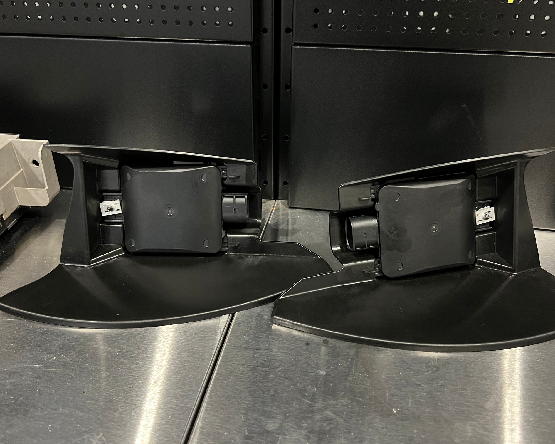 a3 8y side assist qq2 heated steering rvc f-09.jpg