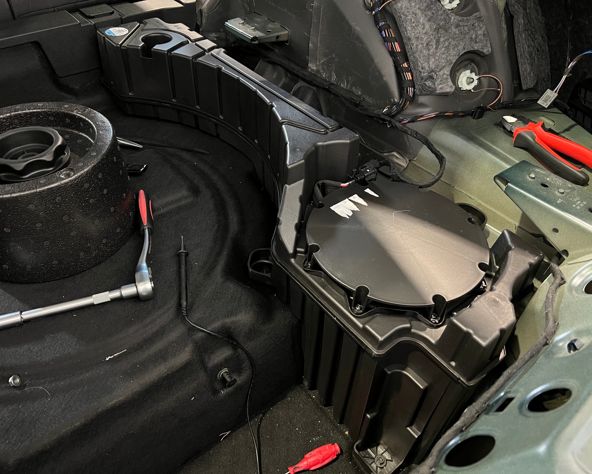 etron pfl side assist memory bo heated-28.jpg
